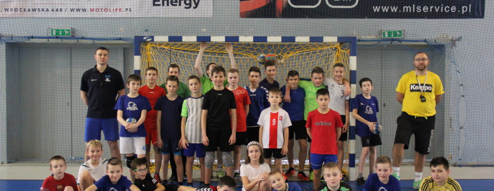 oboz zimowy-orzel-opole